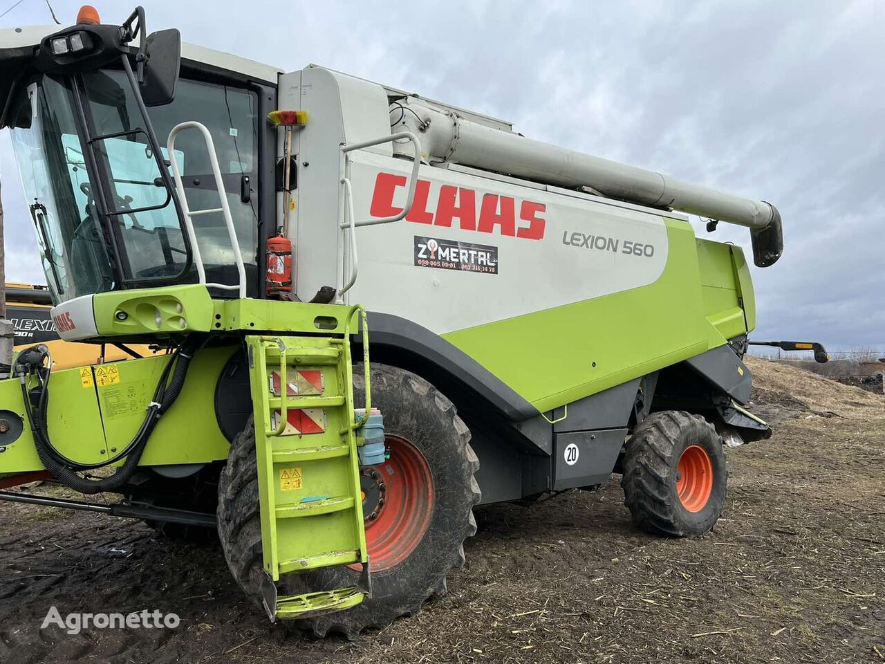 CLAAS Lexion 560 cosechadora de cereales